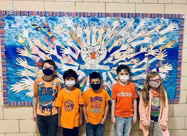 SJBKE_School's tweet photo. To honour our Nation’s first Truth and Reconciliation Day, our students explored indigenous culture, teachings, and some of the history behind Canada and residential schools; however, we recognize today marks the beginning of our journey as one day is not enough. ❤️ https://t.co/XacYY7Q4a1
