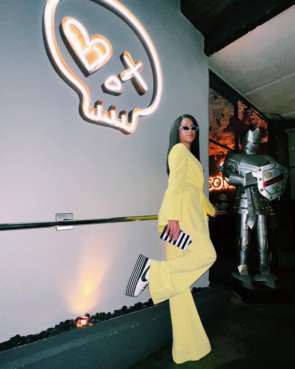 NezzyWest's tweet image. Thankful for another year of life, praises due to the most high ♎️✨💛