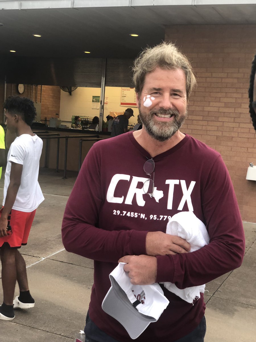 A great night for face painting! Go COUGS!! Thank you @CougarnationJ