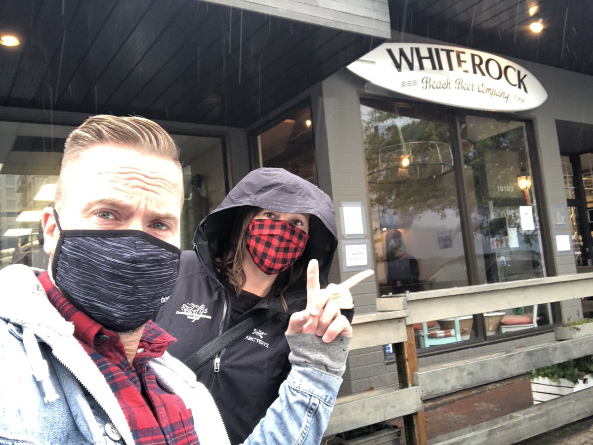 craftbrewjester's tweet photo. Finally made it to @WRBeachBeer , itโs been on the list for a while and itโs official now . this also makes brewstop #52 of 2021 #brewQuest2021
#QuestToBreak64 #whiterock
#CraftNotCrap #craftbeer
#beerpics #iLoveBeer #Beer #BeerLover #BeerMe #BeerPorn #CheersToCraftBeer https://t.co/aYssHaFFFr