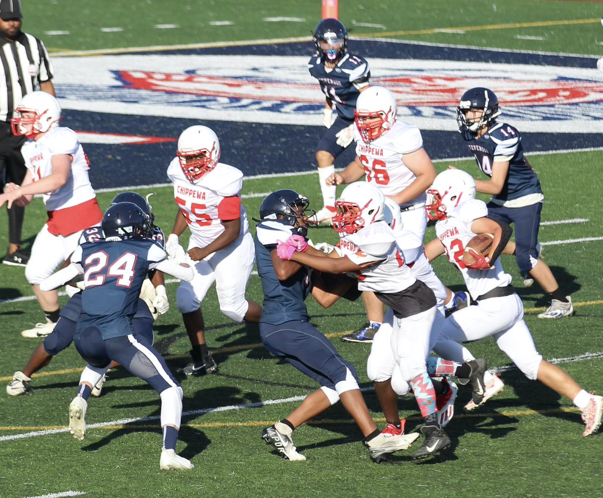CV_BigRedBacker's tweet photo. Freshmen win 39-15 over Stevenson!  Great job Freshmen. https://t.co/oq0epBpTcV
