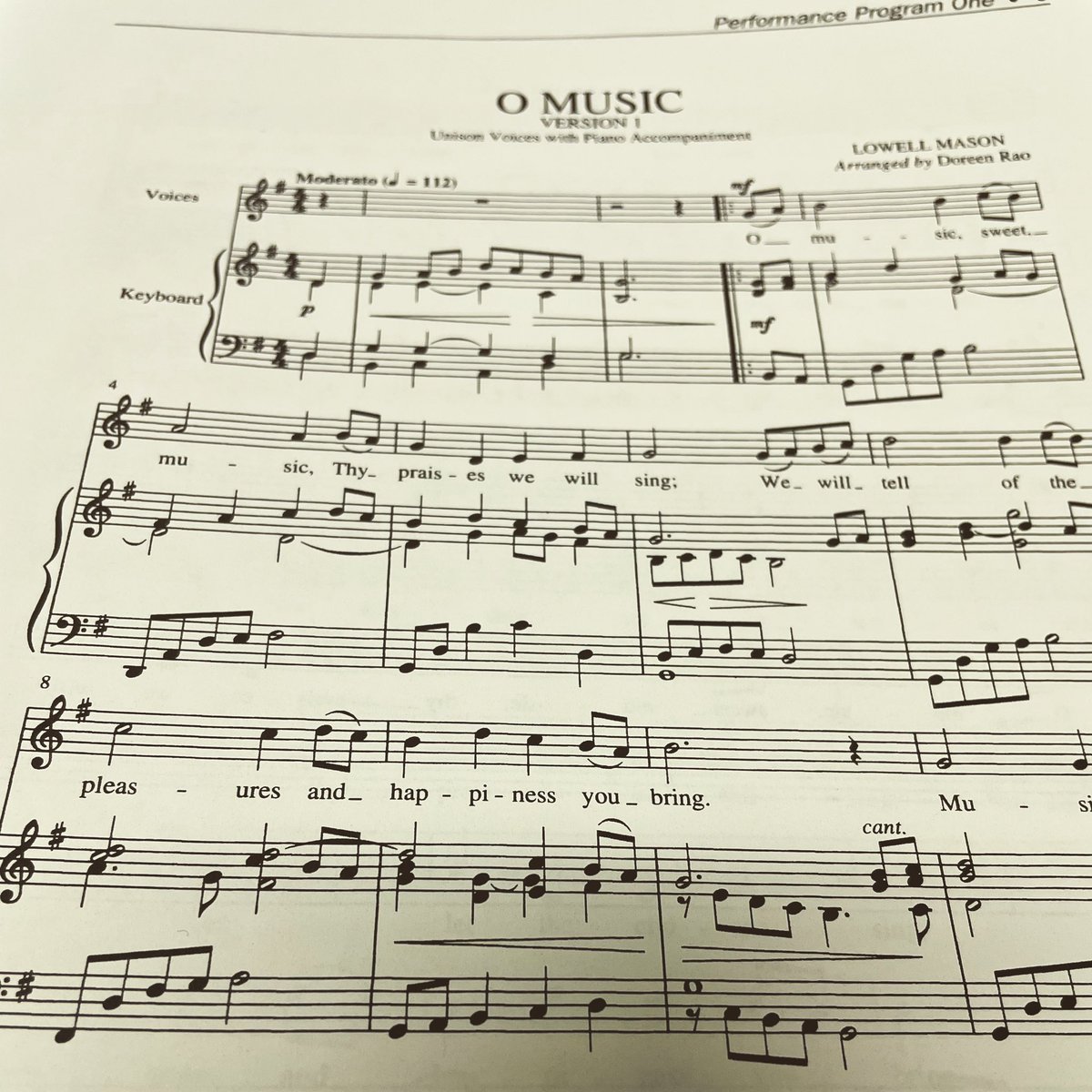mscurriermusic's tweet photo. When you start chorus after 19 months w/o singing, you call on your undergrad training knowing this is a song you can keep super simple or make a canon. #backtobasics #gominoa #omusic #lowellmason #musicteacher #iteachmusic #elmusiced #musiced #musiceducation #musicteacherlife https://t.co/VOEjuNXi0i