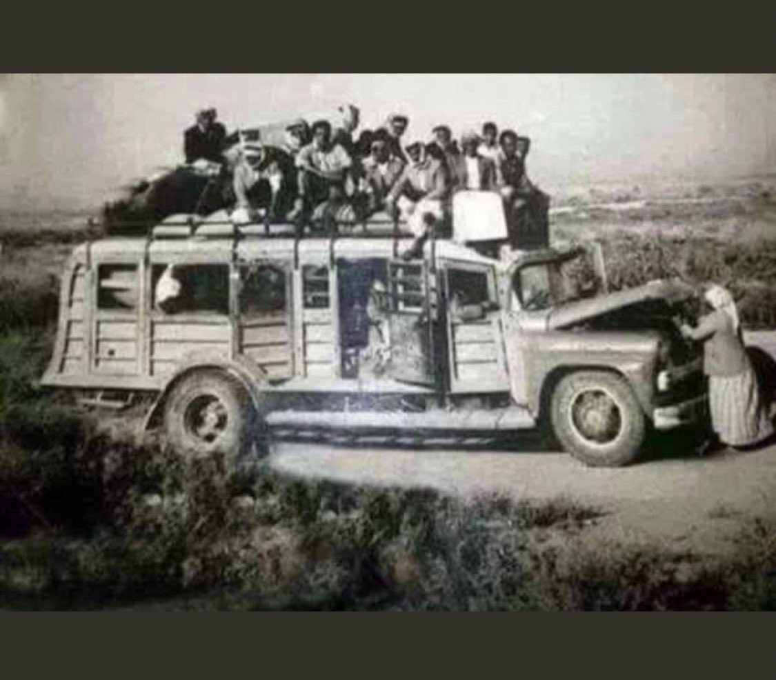 fhd_007's tweet photo. الحسابات الوهميه شاهين وزجران وغيرهم..

لهم ٣ سنوات ..

القروض راح تطيح بالعيد الوطني !..

مكافأة الصفوف الأماميه ..
الشهر هذا راح تنزل لا الشهر الجاي تنزل !..

زياده المتقاعدين بشهر ٨ ..
لا ممكن شهر ١٢ ..

باصات حكوميه لنقل الغلابا 😎..

 #غياب_جماعي
#الطالب_مطير_المطيري https://t.co/5vriA4jpTi