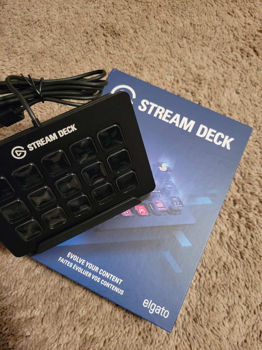 DipityDave's tweet image. Came home from work and wifey surprised me with a stream deck! Super excited to start using it

#cod #Warzone #newworld #minecraft #tarkov #EFT #elgato #streamdeck #Livestream #twitchstreamer #gaming #oklahoma #veteran #streamer #onlinegaming #gamerlife