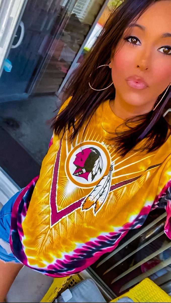 MiaWinston_'s tweet image. Best colors in the #nfl @WashingtonNFL #WashingtonFootball 🤍