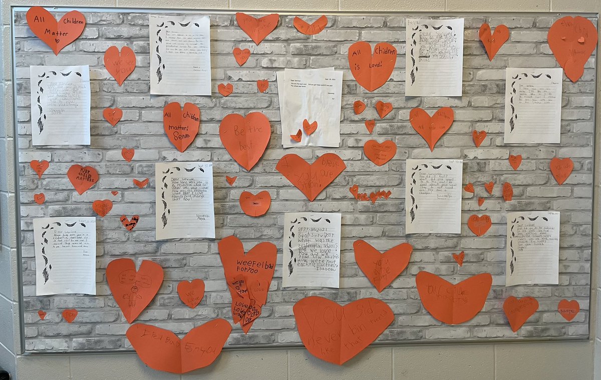 ashleybeyoung's tweet photo. We wrote letters to residential school survivors today. Happy National Day of Truth and Reconciliation 🧡 @PrairieSouth #learningtogether #NationalDayforTruthandReconciliation #OrangeShirtDay https://t.co/iexYZjKsgW