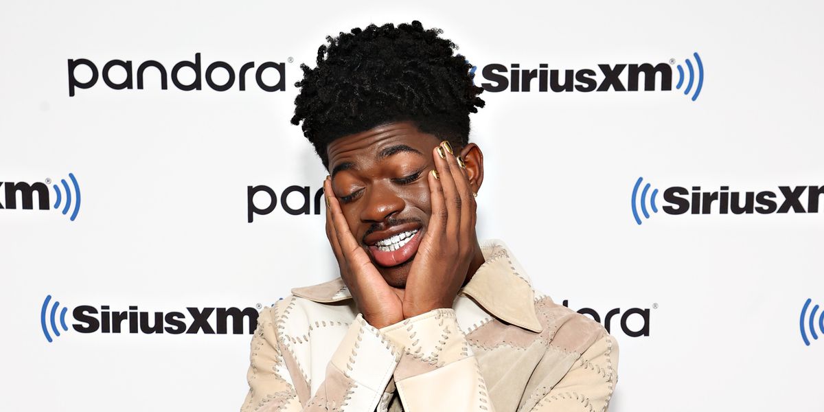 BonFireITLTD's tweet photo. Lil Nas X, Bella Poarch, Grimes, and more are releasing TikTok NFTs https://t.co/KYBqqYRbZ7 https://t.co/KrLea0gqU0