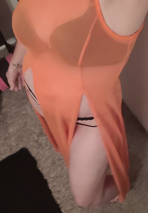 Orange is still the theme today, my Feet-ple. #Phoenix  #RiseFromTheAshes #StartAnew #ToetallyYours https://t<a href="/tag/phoenix"class="tags">#Phoenix</a><a href="/tag/risefromtheashes"class="tags"><span>#risefromtheashes</span></a><a href="/tag/startanew"class="tags"><span>#startanew</span></a><a href="/tag/toetallyyours"class="tags"><span>#toetallyyours</span></a>