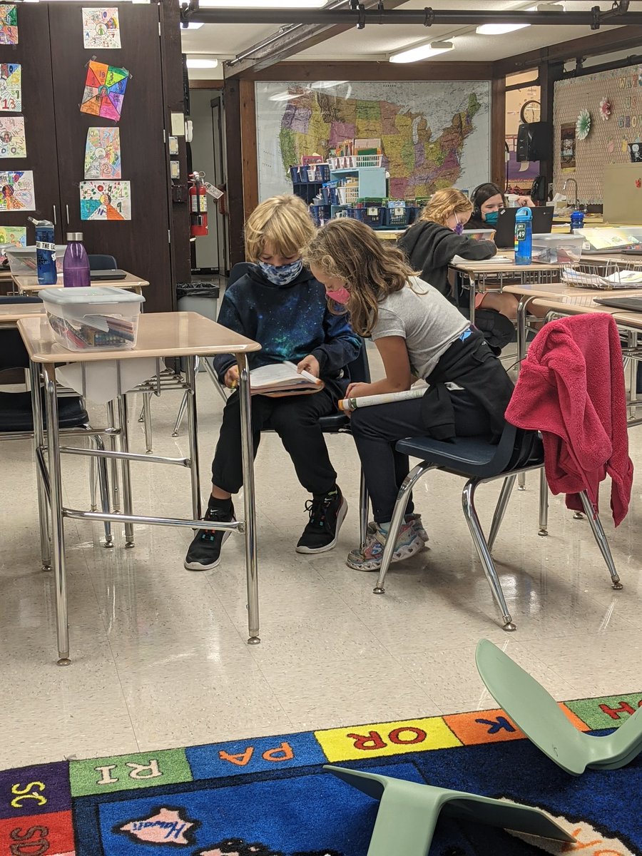 SarahStoppe's tweet photo. Kids working with one another is what learning is all about ❤️ https://t.co/fMw5KnFxk8