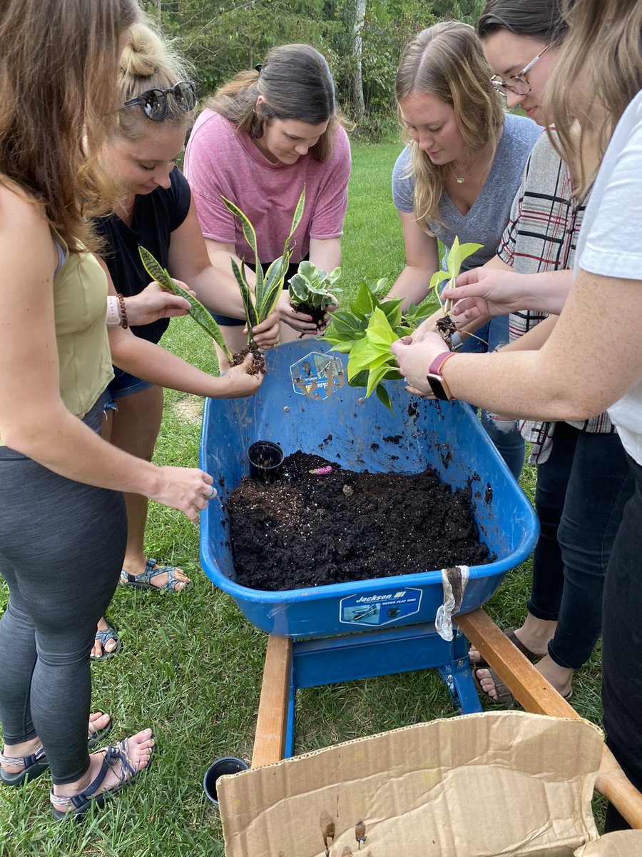 A little resident wellness learning to make kokodama and Celebrating the end of their first rotation.<a href="/ErlangerRx/">Pharmacy Residency Program at Erlanger</a> <a href="/JesseBPharmD/">Jesse Briscoe, PharmD, BCCCP</a>
