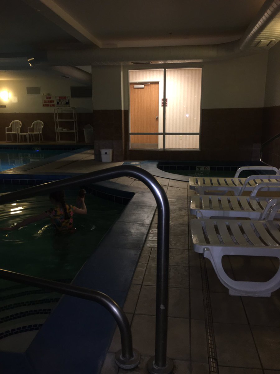 AngelaS_writer's tweet photo. #vacay #writingpoolside #amwriting #inspired #sometimesyouneedrelaxation #towrite #writer #screenwriter #writing #muchneeded #funwriting #lovetowrite #passion #PassionPurposeProductivity #write https://t.co/3OkSqx459p