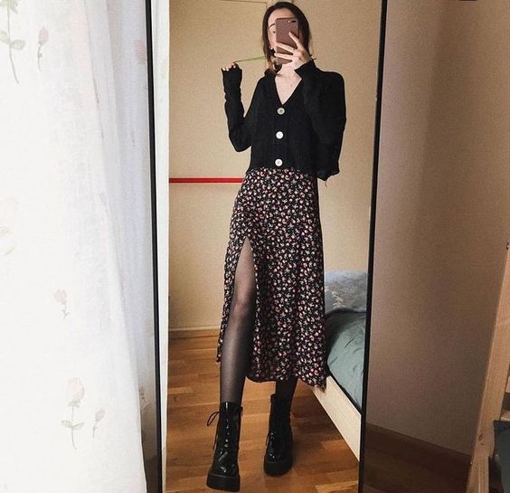 EstiloDF's tweet photo. #TipDeEstilo Te dejamos cuatro ideas de outfit para llevar medias y botas esta temporada. 🙌✨

📸: Pinterest https://t.co/aOb0QgzC8R