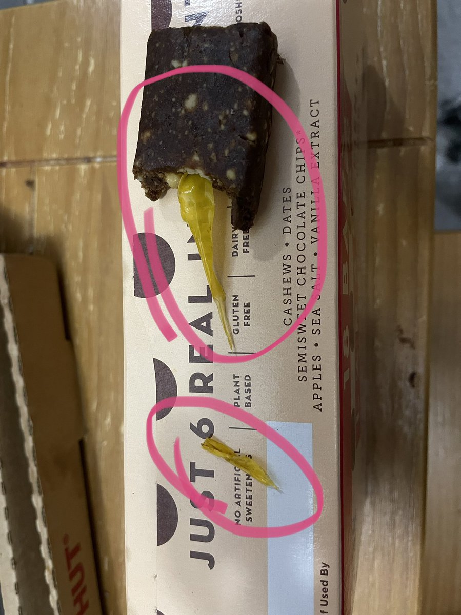 Schmidty_T3's tweet photo. My autistic and lactose intolerant son already has limited options on what he will eat and the first time he tries a Lärabar he bites into a piece of plastic. Checked another one and found an even bigger piece, just baffled here @larabar would love to know how this happened. https://t.co/qi6bScxCHY