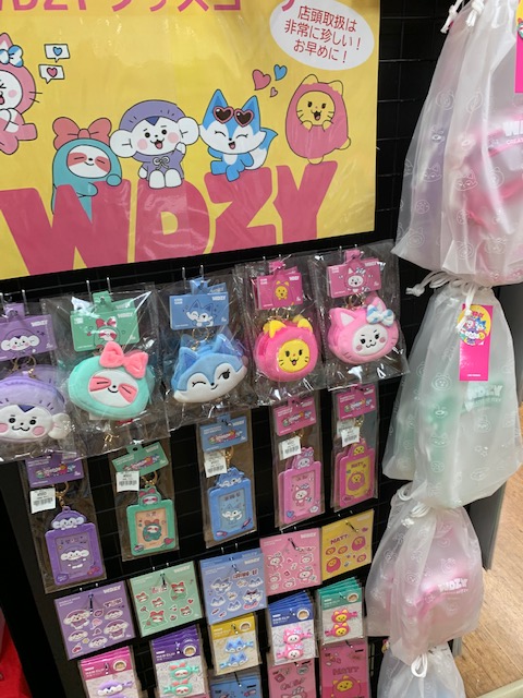 LINE FRIENDSと ＃ITZY が生んだキャラクター「WDZY」グッズ続々入荷中