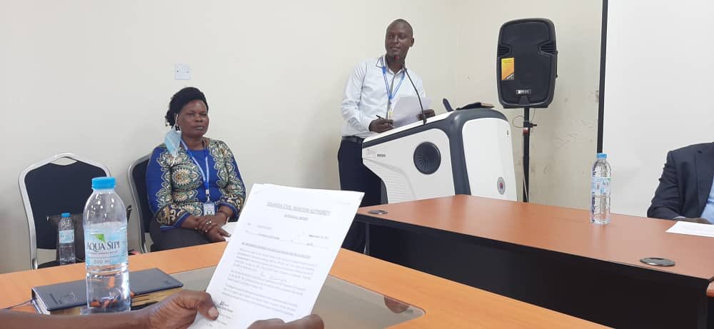 AtgwuUg's tweet photo. Yesterday yet another interesting Day @UgandaCAA as shop stewards resolve to meet the CAA Director General. 
#AmalgamatedTransportWorkersUnion 
@UNATU_ORG @MoWT_Uganda @ITFglobalunion @GenWamala @owere_usher @jhmrkmwanika @AbimaStephen @BIRUNGISHANITA2 @DrByakatonda https://t.co/DYIaa8q0sJ