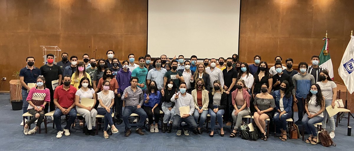 accionjuvenild's tweet photo. Damos inicio al primer curso taller de nuestra Escuela de Liderazgo de Acción Juvenil #ELAJ ,con más de 60 jóvenes inscritos iniciamos el taller para el “Éxito en la comunicación”
Seguimos trabajando para darle a durango #jóvenes líderes preparados desde #AcciónJuvenil ✌🏼 https://t.co/ylbV0Z4vpU