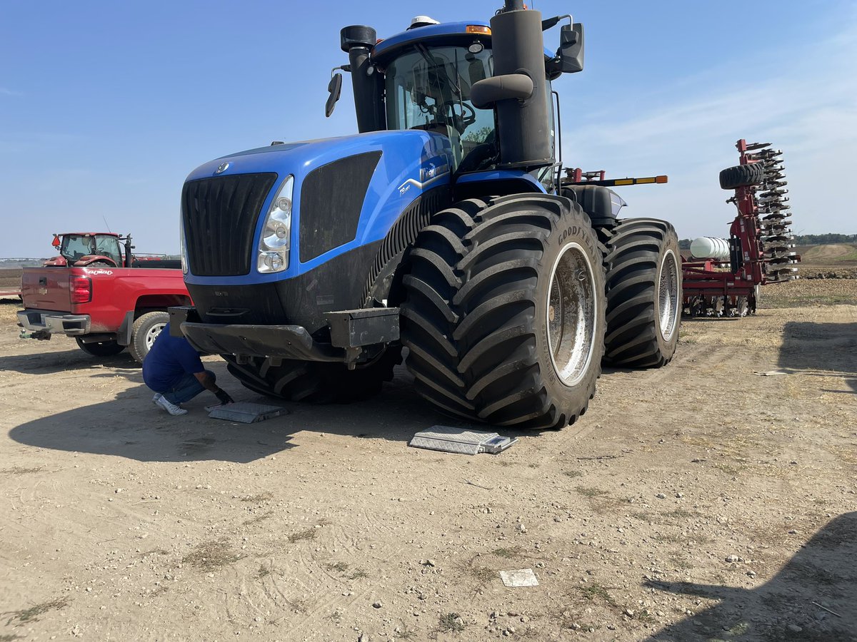 Fine tuning the <a href="/GoodyearFarm/">Titan & Goodyear Farm Tires</a> 1250/32R46 LSW tires today on a <a href="/NHAgriculture/">New Holland North America</a> T9.480 <a href="/Peabudys/">Peabudy’s Inc</a> #beastmode