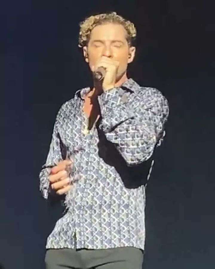 bisbalfanclubpa's tweet photo. Capturas de nuestro @davidbisbal del Directo hecho por el @dbfanclubUSA en su inicio de Gira por USA desde el @fillmoremb.
Gracias querida @rosita4366 ππππ
#davidbisbal
#giraentusplanes2021USA
#fillmoremb
#Miami
#Concierto
#Musica
#bisbalfanclubpanama https://t.co/uf6y7bDJ9t