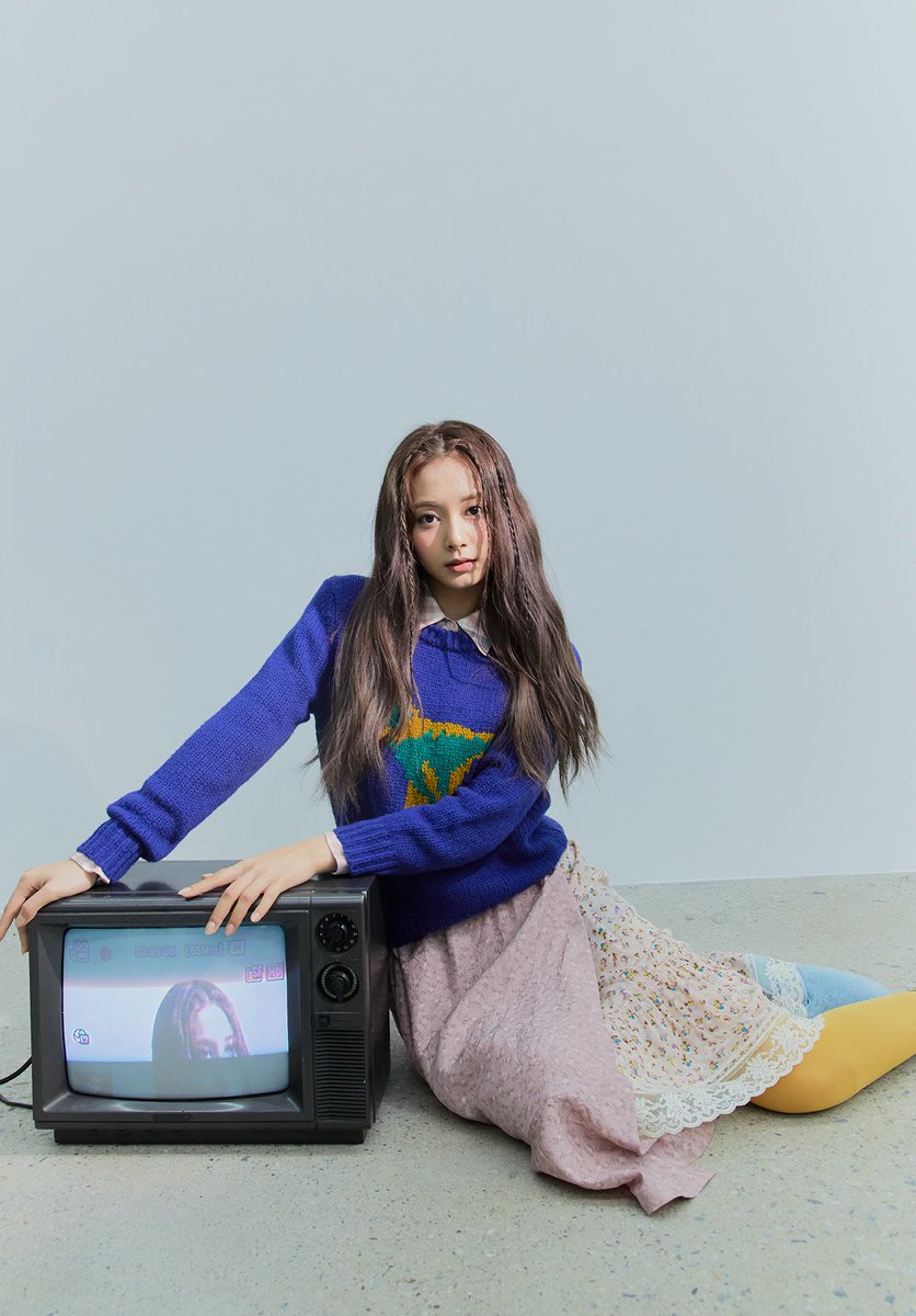 lofficielmy's tweet photo. We are getting pumped for @JYPETWICE new single #TheFeels, so here is a sneak peek of Tzuyu's October 2021 cover story with us now!

Link: https://t.co/aShv7iqj5a

#twice #TZUYUxLOFFICIEL #tzuyu #GetTheFeelsWithTWICE #TheFeels #쯔위 #周子瑜 https://t.co/1FimkMCKPf