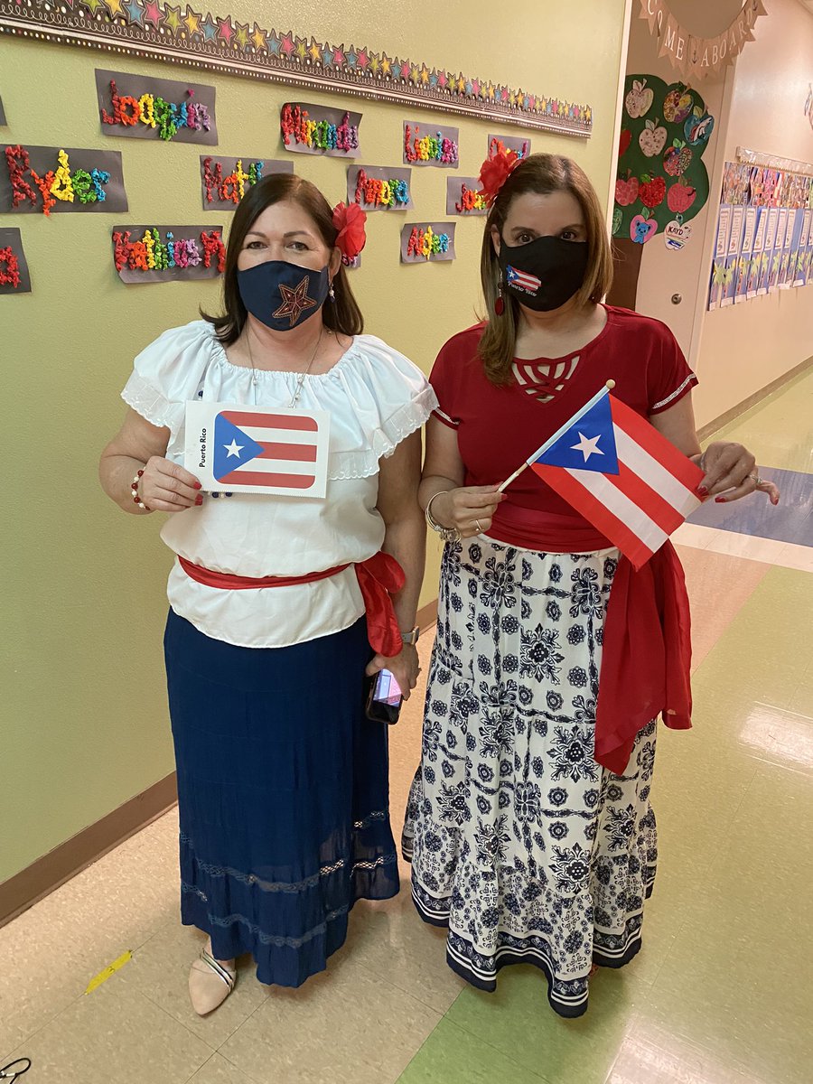 LuzSeda3's tweet photo. More fun on culture day! 🇩🇴 🇪🇸 🇻🇪 🇳🇮 🇵🇷#OCPS2021HHM
@ECE_ELEM @OCPS_MSD @ZaydaPresley https://t.co/XHgwhKF9Ps