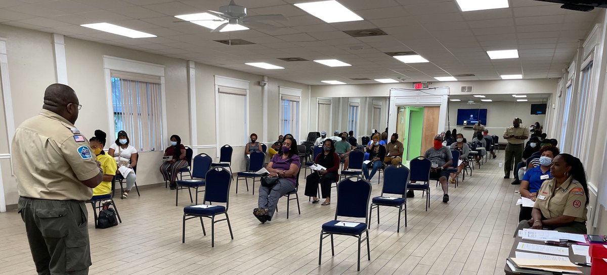 SanderlinCenter's tweet photo. Many thanks to everyone who attended our parent engagement meeting! We talked about about pick-up hours, enrichment schedules, &amp; fun Fridays!  That night, the Boy Scouts presented their program to our attendees, and numerous parents signed their children up. https://t.co/IHTu7Fv0L9