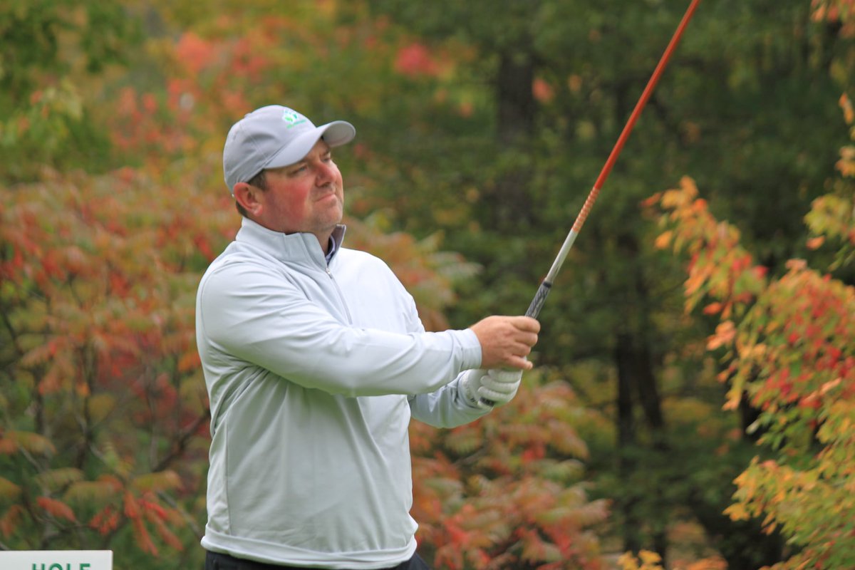TheGolfOntario's tweet photo. Walking away after two extra holes, is now four-time winner of the Ontario Men’s Mid-Amateur Championship, Dave Bunker (Cherry Hill Club) after things wrapped up today from a chilly @TabooMuskoka. 

Read more >> https://t.co/yEVoG2SfaA https://t.co/BsnCAhM7Cd