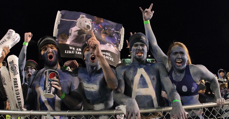 NevadaWolfPack's tweet photo. On November 27, 2010, #19 Nevada erased a 17-point halftime deficit to defeat longtime rival and #3 ranked Boise State, 34-31 in OT. 

What was your memory from that game? Comment👇

#ThrowPackThursday // #BattleBorn // #NevadaGrit // #OneCommunityOnePack // #MackayMagic https://t.co/QPBlsMyfxX