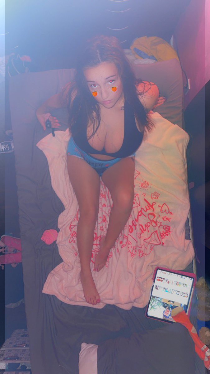 BrookeMattson6's tweet photo. Go sub to my OF daddies

https://t.co/9D1kKB8YHb https://t.co/U5Ls3FpHOc