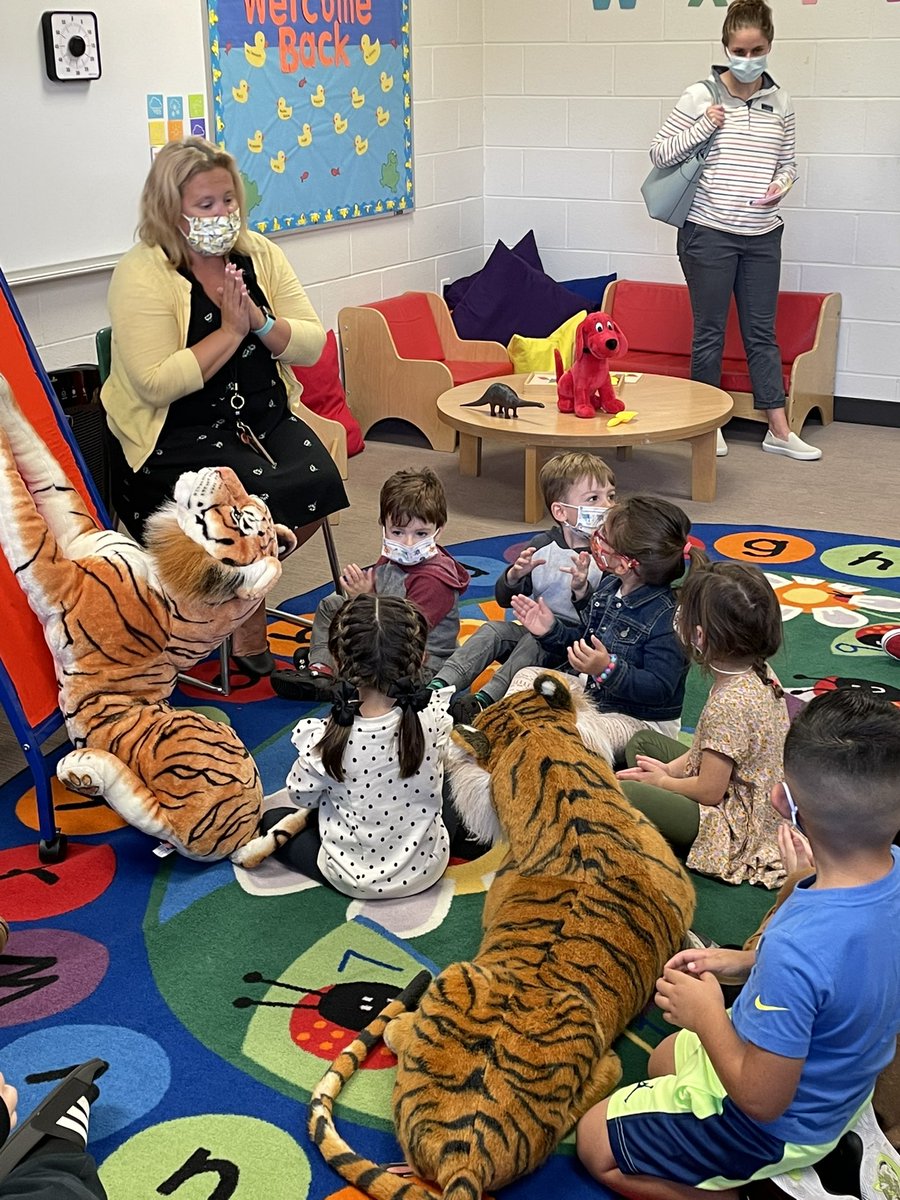 darlahartung's tweet photo. @Taunton_Schools Tiger Tots Open House was a great success!!! Parents agree: “My child can't wait to go back, that open house was awesome for them !!”❤️ Thank you Mrs. Fortunato and EEC students!!! Great job!!🙌 🐯#CTETHS #TigerTots #TigerPride https://t.co/RuQon9G3ET