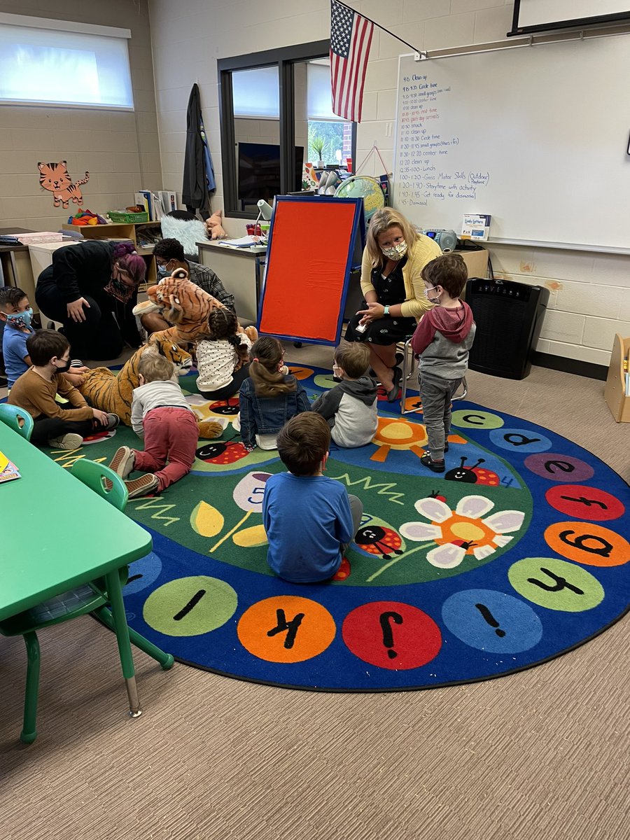 darlahartung's tweet photo. @Taunton_Schools Tiger Tots Open House was a great success!!! Parents agree: “My child can't wait to go back, that open house was awesome for them !!”❤️ Thank you Mrs. Fortunato and EEC students!!! Great job!!🙌 🐯#CTETHS #TigerTots #TigerPride https://t.co/RuQon9G3ET