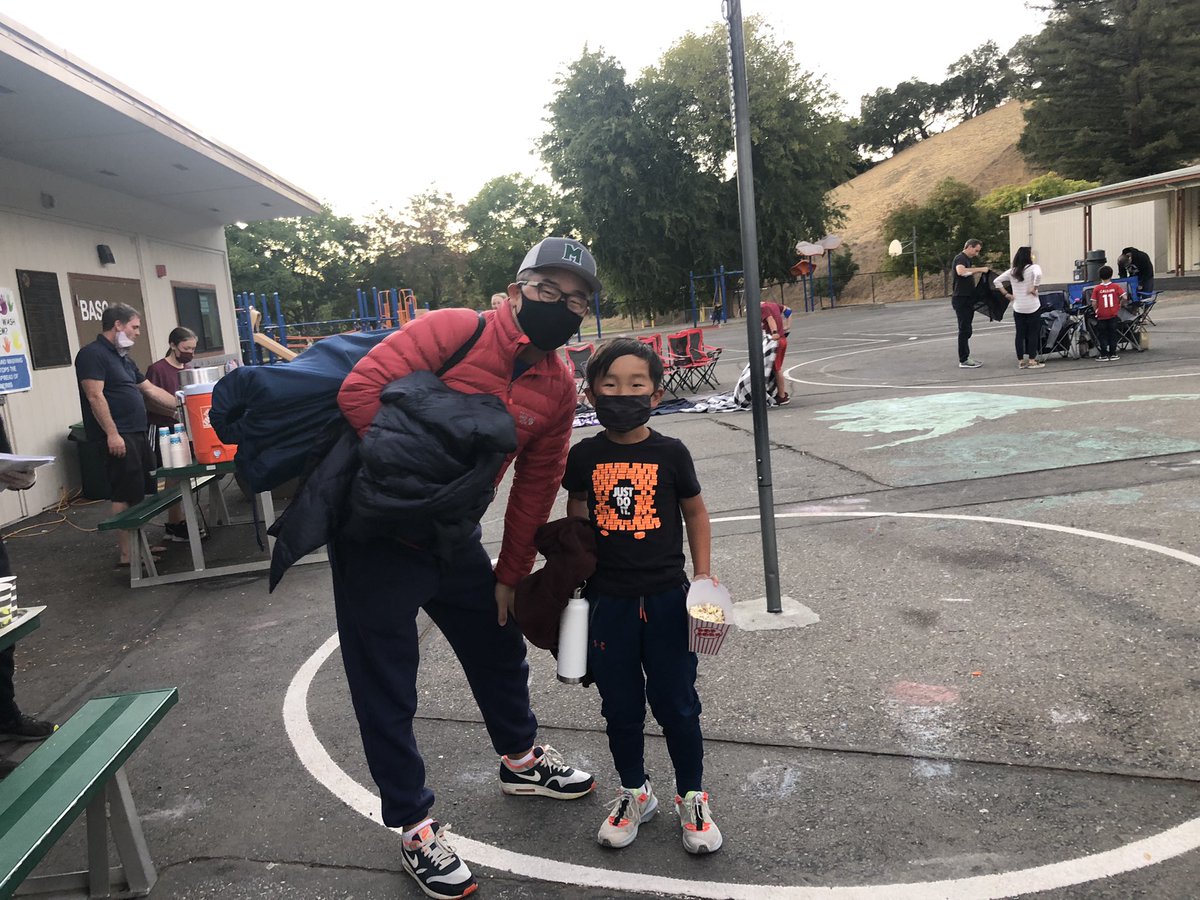 sleepyOUSD's tweet photo. DAAW Movie Night at Sleepy Hollow. What a special night with families celebrating our diverse abilities! Couldn’t have asked for a more beautiful evening. 
#followsleepyhollow
#weareorinda https://t.co/hmZXVXef9P