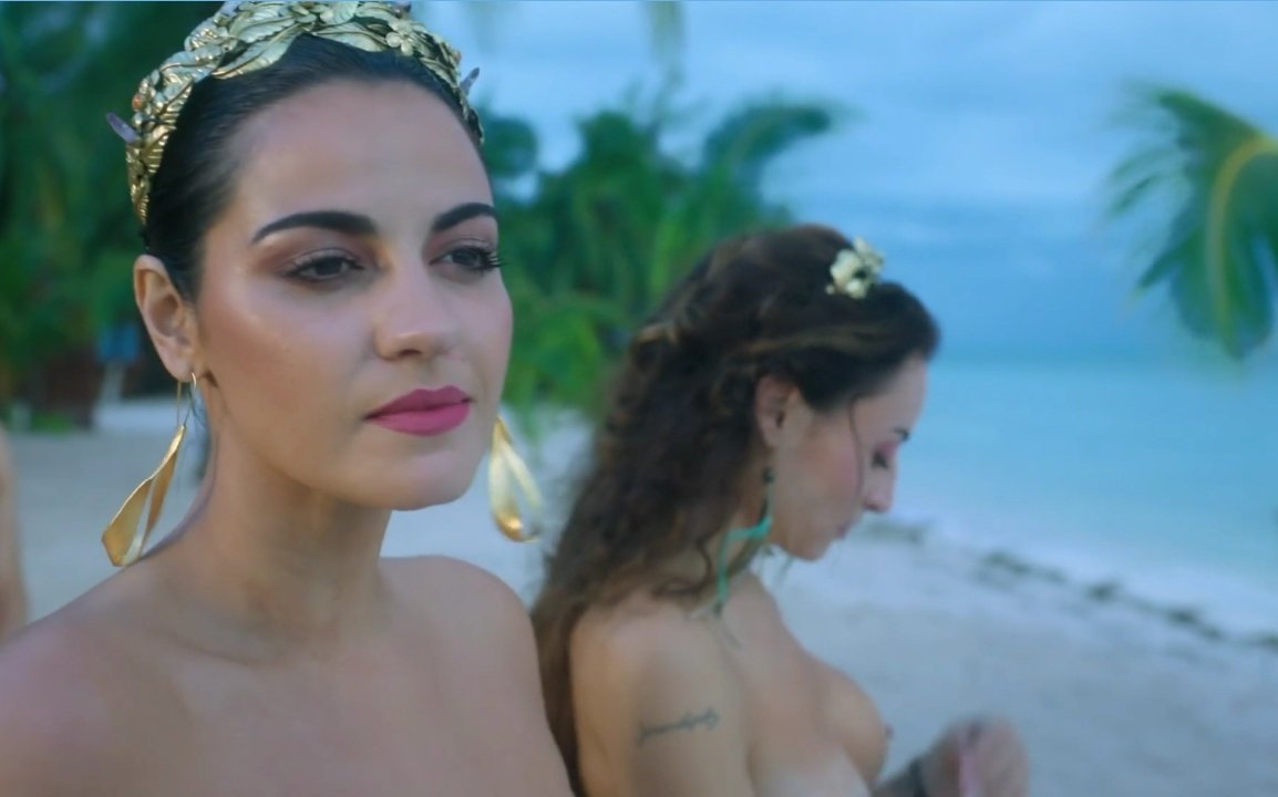 FamosasMundial2's tweet photo. ¡¡¡¡¡CAPÍTULOS FINALES!!!!!

Juego de las Llaves 2

Maite &amp; Marimar: https://t.co/RndsczkgID