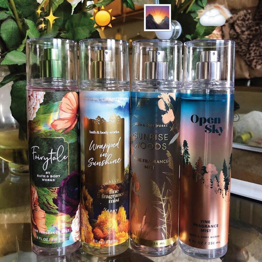 ShopTownCountry's tweet photo. Time for a Fall fragrance refresh from Bath &amp; Body Works! Drop an emoji for your favorite below ✨ ☀️ 🌄 ☁️
📸@jodieislandglow
.
.
#townandcountry #bathandbodyworks #kettering #ohio #fallfragrances https://t.co/R769Acx2LJ