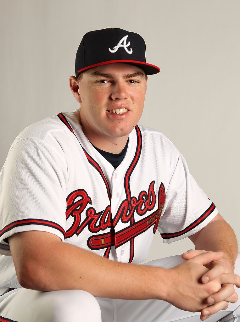 chelbelles's tweet photo. @FreddieFreeman5 this is what a true champ looks like, amirite¿? #NLEastChamps @Braves https://t.co/aGaBTD1fuT