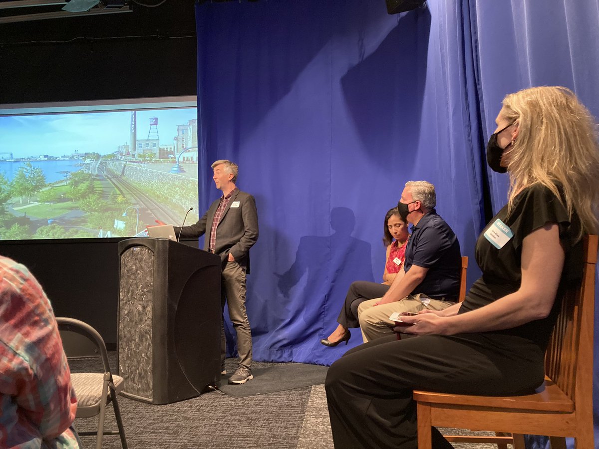 MayorKariNT's tweet photo. Happy 30th Anniversary to @ninenorthmedia! TY for the invite to celebrate the years of service and newly remodeled office space! Thanks to @dana_healy_,  @MayorDanRoe, and Mayor Kara Ries for your leadership and Don Ness for sharing the importance of community narratives! https://t.co/T1eJjM2t78