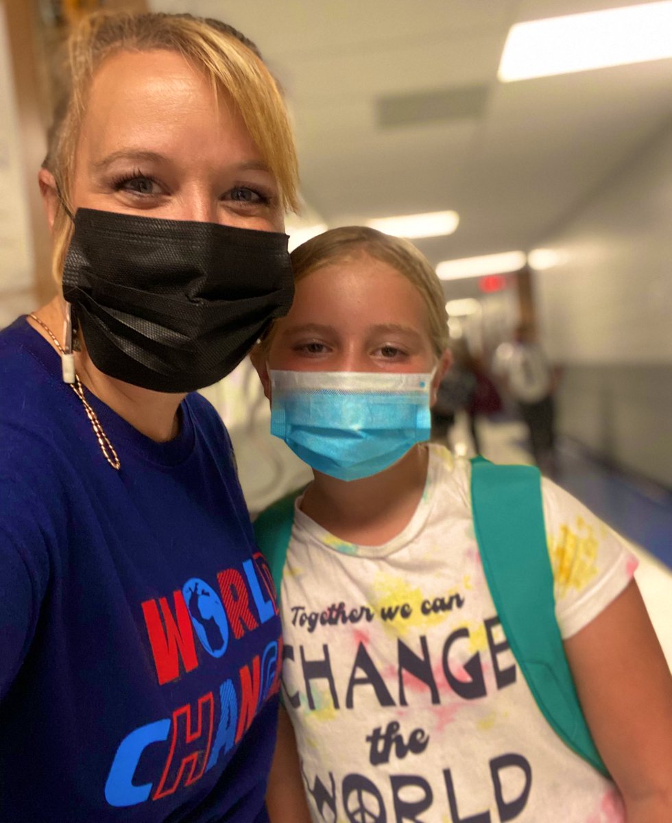 tigerteacher06's tweet photo. Kicked off our #boosterthon today @RaymoreTigers . Emily just happened to wear a similar shirt that matched our theme! @Raymore_PTA https://t.co/4wRphHOQIQ