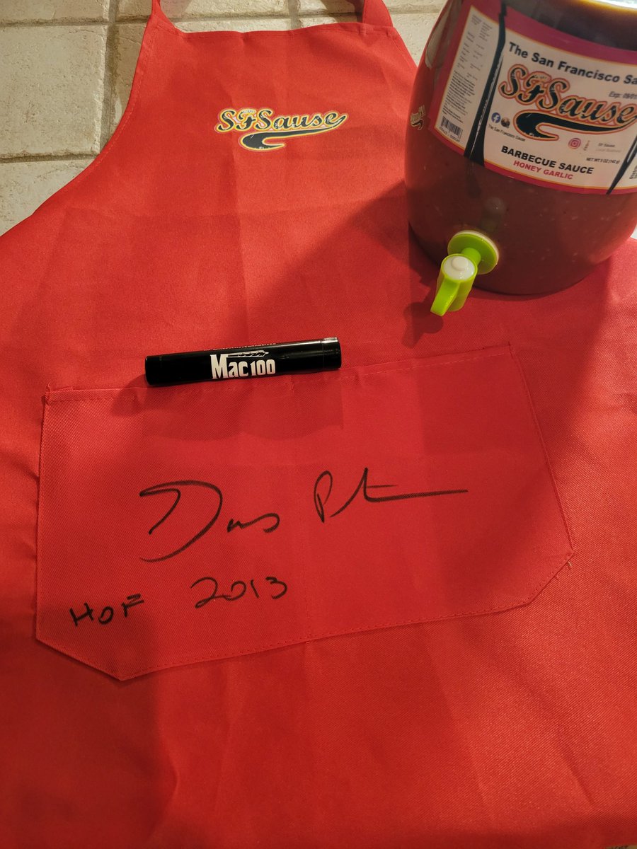 luxurytax8's tweet photo. Much love and respect to @darnellthomas7 The Sauseoligist of the San Francisco Sause, LLC @sfsause @macshawn100 for the  love and NBA legend @GaryPayton for the autographed apron. The best condiment on the continent https://t.co/9LA3cClAEP https://t.co/de914ItG8U