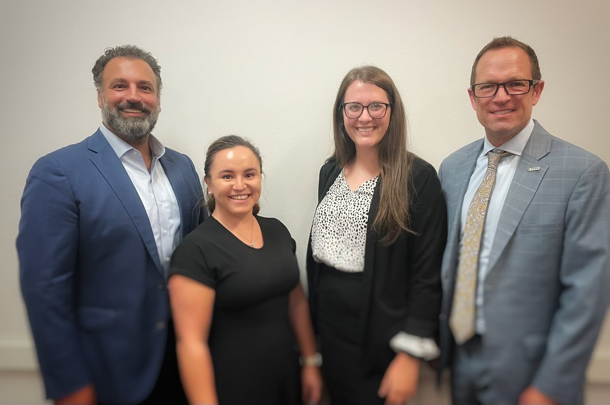 Selene Rodriguez tweet media