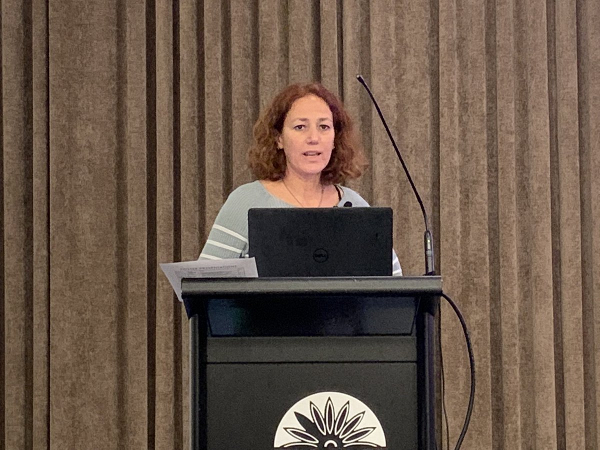 ANZFSS_WA's tweet image. Edda Guareschi from @murdochforensic explains how #ForensicEntomology was used in a multidisciplinary investigation of human remains found in a floodplain. The finding of raft spiders (for the first time) on the remains helped establish time of death.