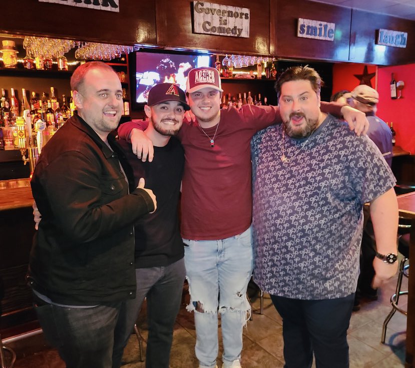 ryan_derosa's tweet photo. @AreYouGarbage live did not disappoint @KevinRyanComedy  @HFoleyOnIce @Woody3_One #BoiledPizza https://t.co/uXNPZmF1iP
