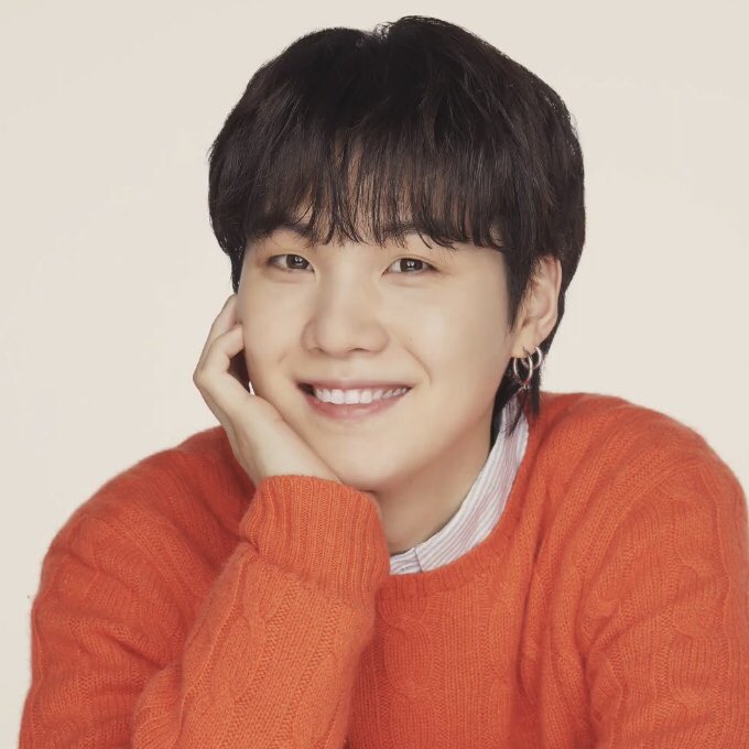 pm5_twt's tweet photo. 자일리톨 윤기 🐱🧡 https://t.co/hsUGJ8E7jf