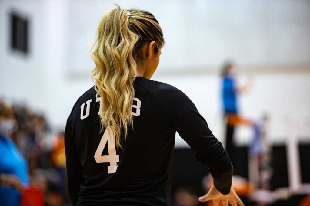KaitlynB_09's tweet photo. Turned 19 and got a win today, great day. 🧡#GoFalcons https://t.co/wloUIUMpFJ