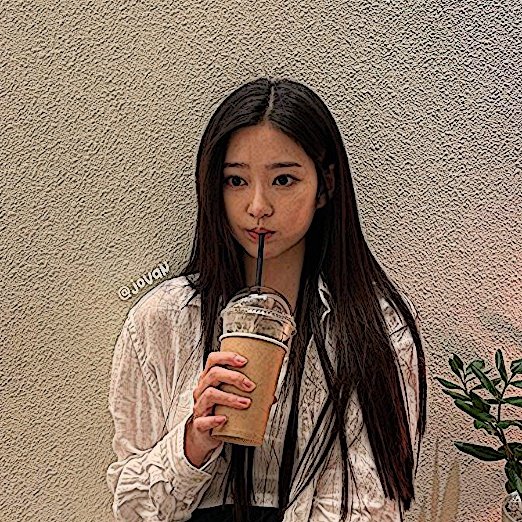 ap_j0vn's tweet photo. $sup !! It's Lia  *ﾟ+
<newbie>

fambest ? rt / like / dm
mutualan ? rt + like
 
#KIMMINJU 
#roleplayerindonesia #roleplayeraccount 
#roleplayerindo https://t.co/nY5D0ZpFmI