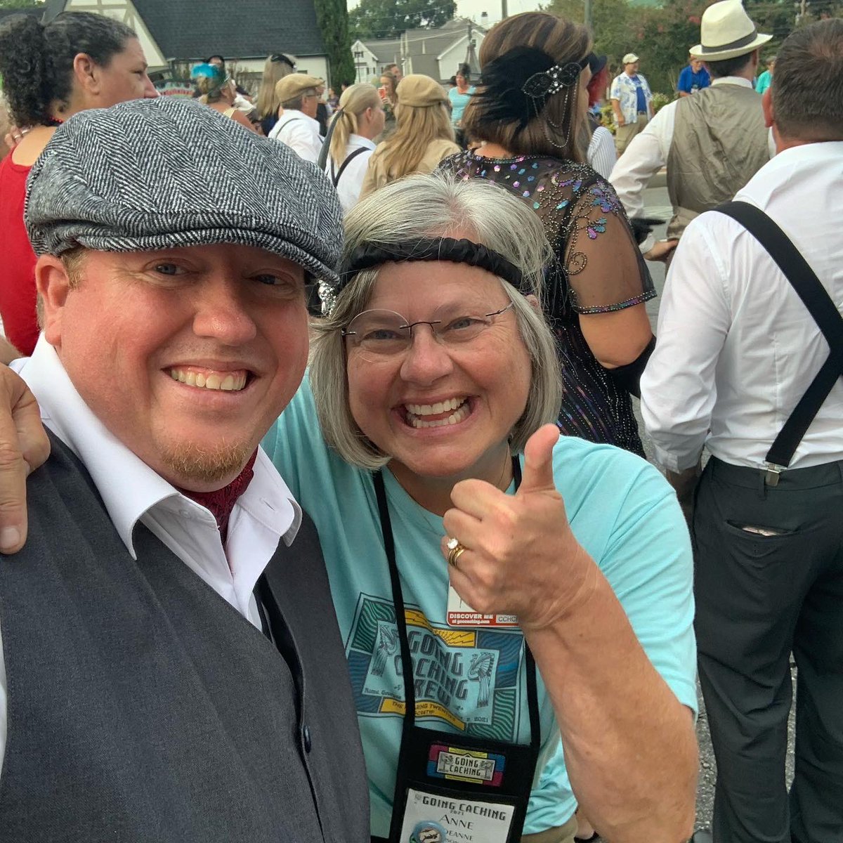 behindthecache's tweet image. Some fun tonight at Going Caching at the Flash Mob. #goingcaching #romega #geocaching #cache #geocachinglackeys @gogeocaching @geocachinghq @geocachetalk