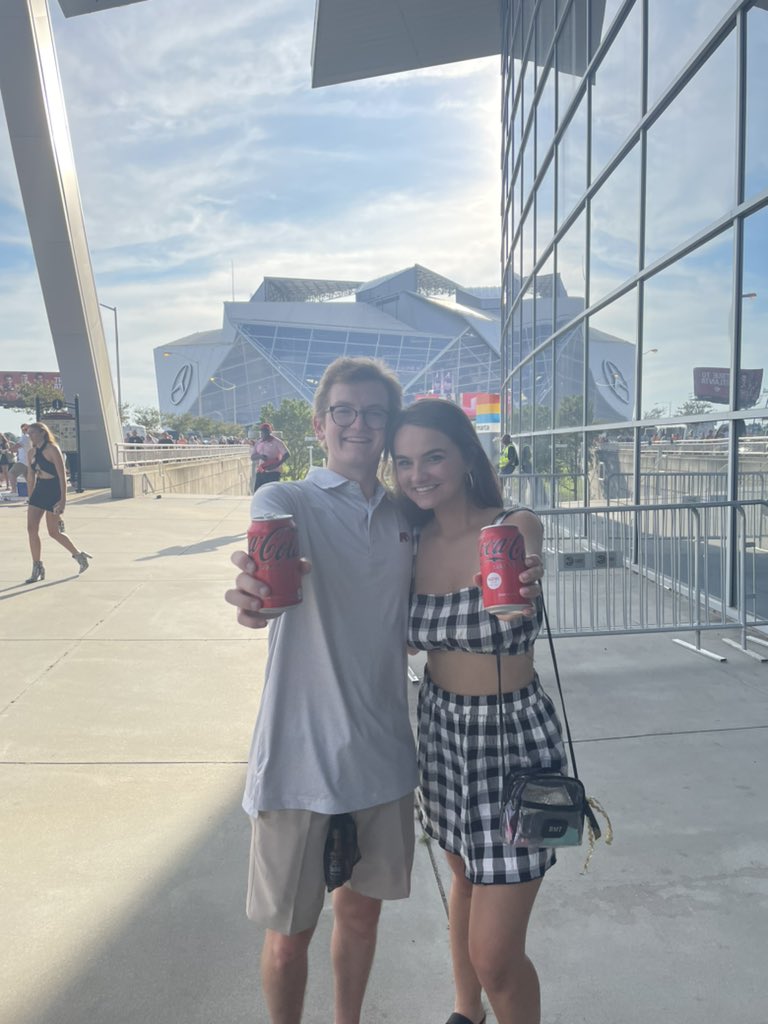 Marie8Brooke's tweet photo. Try the new Coke Zero sugar… all the cool kids are!!! #iworkforcokeca https://t.co/M16hUF8x9i