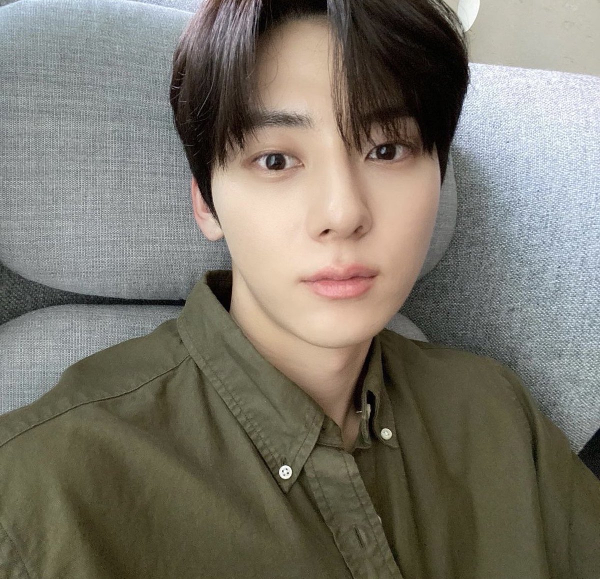 _ricecake89's tweet photo. 손이 심심할때마다 하나씩 증식중인
패셔니스타 미냥
좋아하는 착장 또 봐서 좋아용☺️ https://t.co/S2JExjgVF8