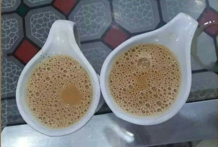 _ImShadab_'s tweet photo. @cuty_laxmi chai ki yaari ka kya kahna 

Ek mai 

Ek Hum 

Aur Ye Chai

Thanhaaye mai bhi raukan se lagti hai mahfil 

@syed9422
@ShabnamTweets 
@Andaleeb_shaz 
@allaq_7 
@raskhan_333 https://t.co/9UsJlhXdp0