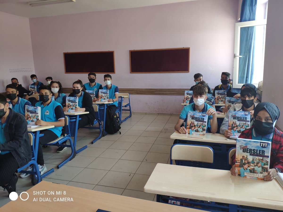 kalkaner23's tweet photo. Türkoğlu Belediye Başkanı sayın @_OsmanOkumus  a Egitime verdikleri desteklerden dolayı Kılılı Anadolu Lisesi olarak teşekkür ederiz. https://t.co/uFThFsFZEl