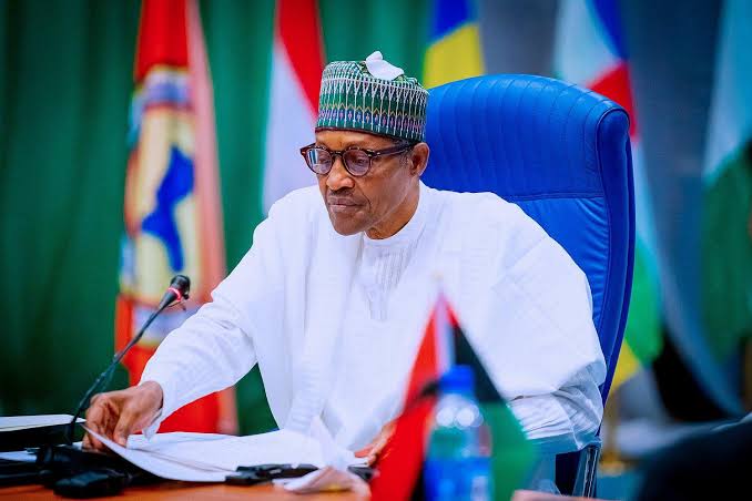 BREAKING: Nigeria's President Buhari lifts ban on Twitter (in place since June this year) as the nation celebrates its 61st Independence Day.