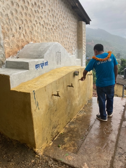 finlandinnepal's tweet photo. Another warm welcome for us at the Saukhola and Nera communities during our field trip at the Karnali province, in #Nepal.🇳🇵🇫🇮 @unicef_nepal #schoolvisit #washinschool #onehouseonetap #SDG6 🚰🚾 https://t.co/SX3Xubpt0C